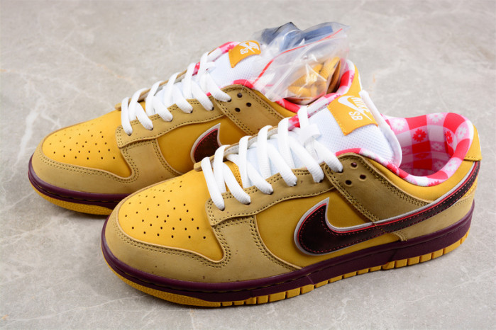 nike sb dunk low yellow lobster men