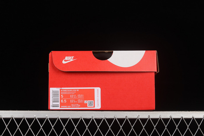 dunk low se black/dark chocolate/copa/pink foam dh0952-001-003