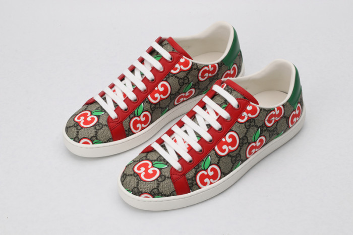 G*u*i ace embroidered low-top sneaker