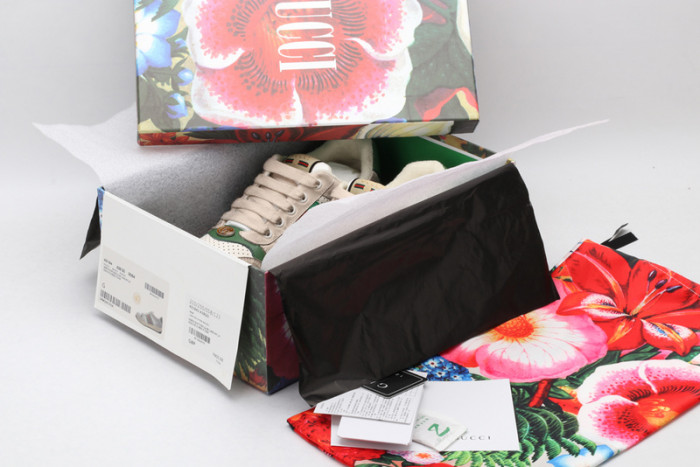 G*u*i ace embroidered low-top sneaker