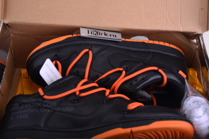 nike dunk low ct0856-005