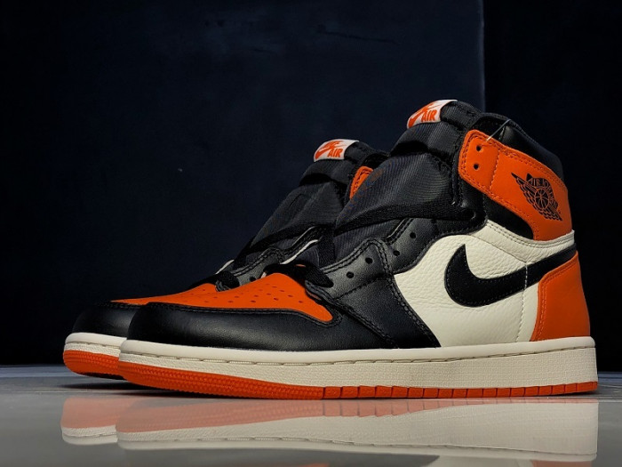 air jordan 1 retro shattered backboard 555088-005